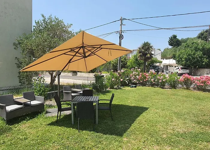 Erdgeschoss Casper Apartman Palit