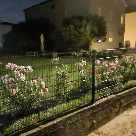 Erdgeschoss Casper Appartement Palit