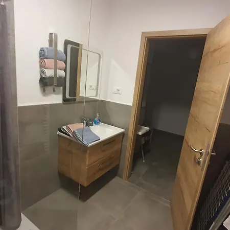 Erdgeschoss Casper * Palit