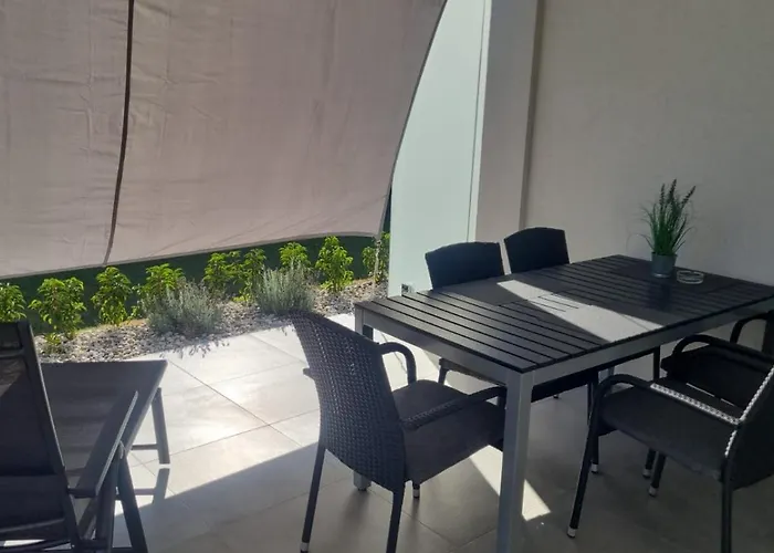 Erdgeschoss Casper Palit